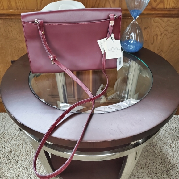 Celine Lefebure

Victoria Leather Crossbody bag - Picture 3 of 13